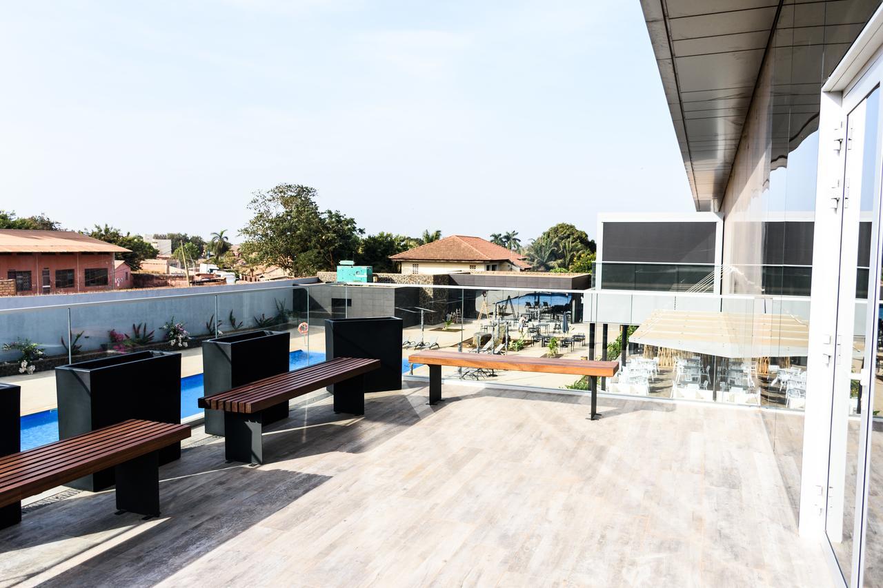 Ceiba Hotel 비사우 외부 사진