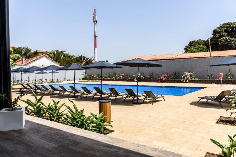 Ceiba Hotel 비사우 외부 사진